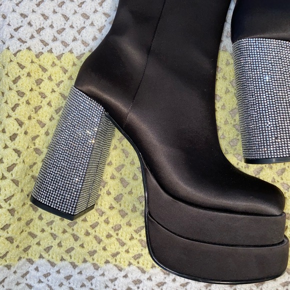 Party/Going Out Heels! - Picture 2 of 4